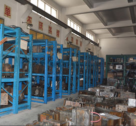 Yuyao Hengxing Pipe Industry Co., Ltd linha de produção da fábrica