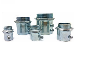 comprar Conector de aço do parafuso de fixação de EMT, tipo isolado da canalização de EMT encaixes bondes online manufacture